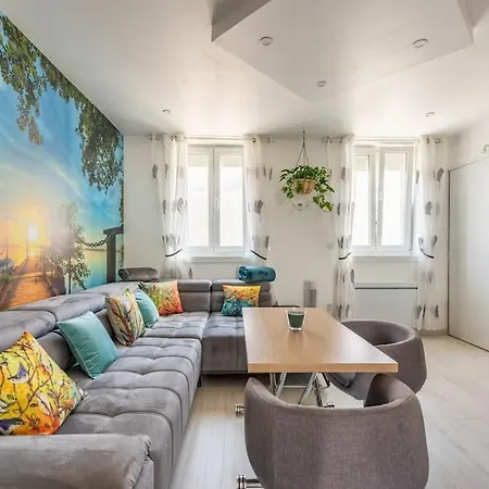 Apartment Casa Inca - Duplex Soleil Latino - Parking Free, Station *