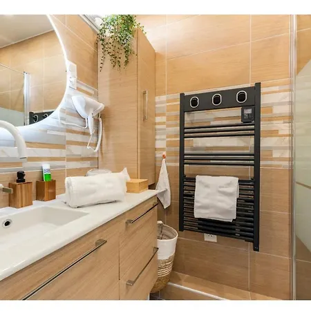 Casa Inca - Duplex Soleil Latino - Parking Free, Station Calais